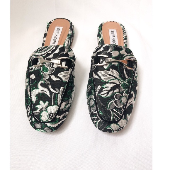 Steve Madden Shoes - Steve Madden | Black & Green Chess Mules size 8.5